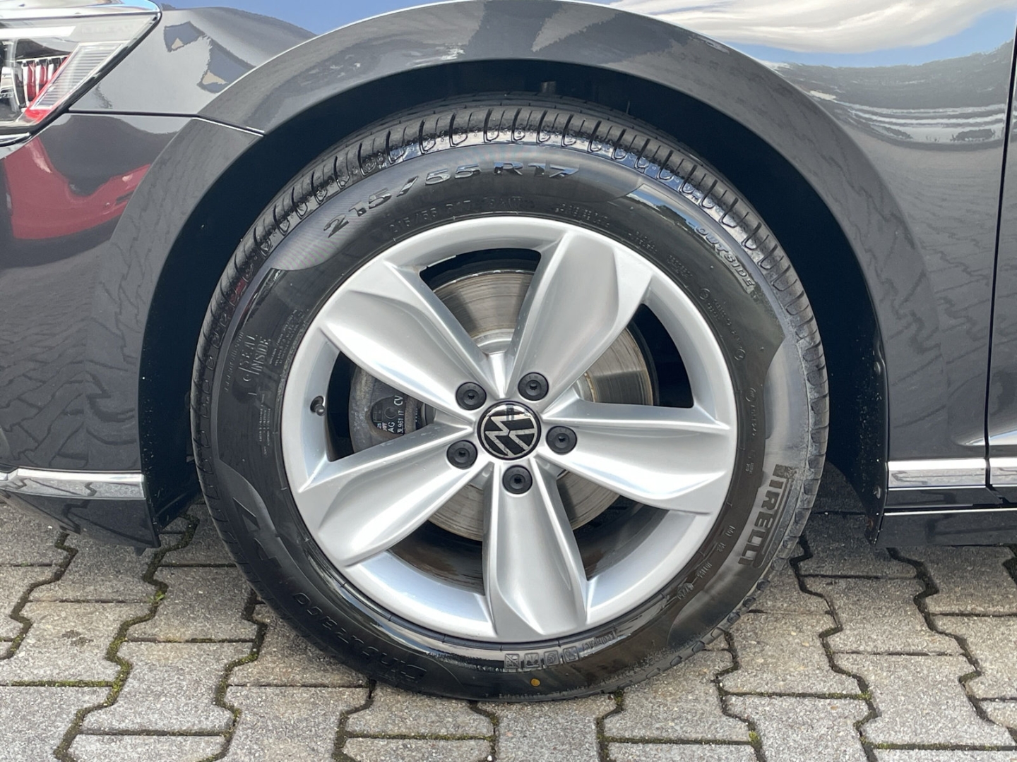 Passat 2.0 TSI DSG Elegance Standhzg/AHK/Kamera ACC/Navi