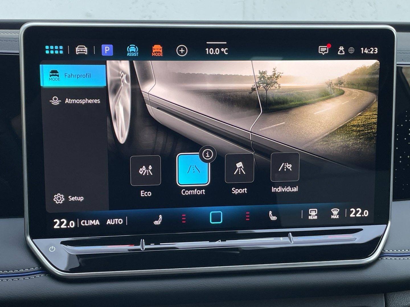 Tiguan 2.0 TDI R-Line Black Style AHK/360°Kamera/IQ.LIGHT/Navi/App-Connect