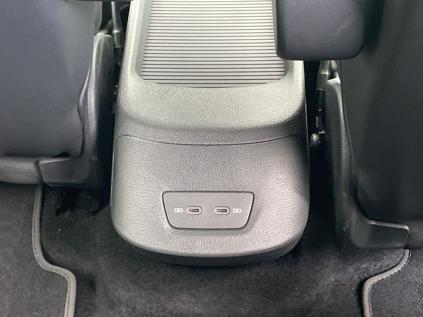 ID.3 Pro Move AHK/360°Kamera/Navi/Keyless/App-Connect/ACC/ergoActive