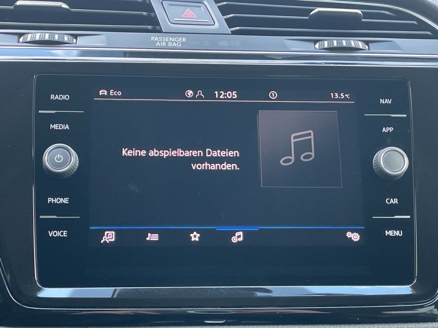 Touran 1.5 TSI DSG Highline AHK/Kamera/LED/Navi/App-Connect/ACC/Travel/Spurwechsel/el.Heckklappe