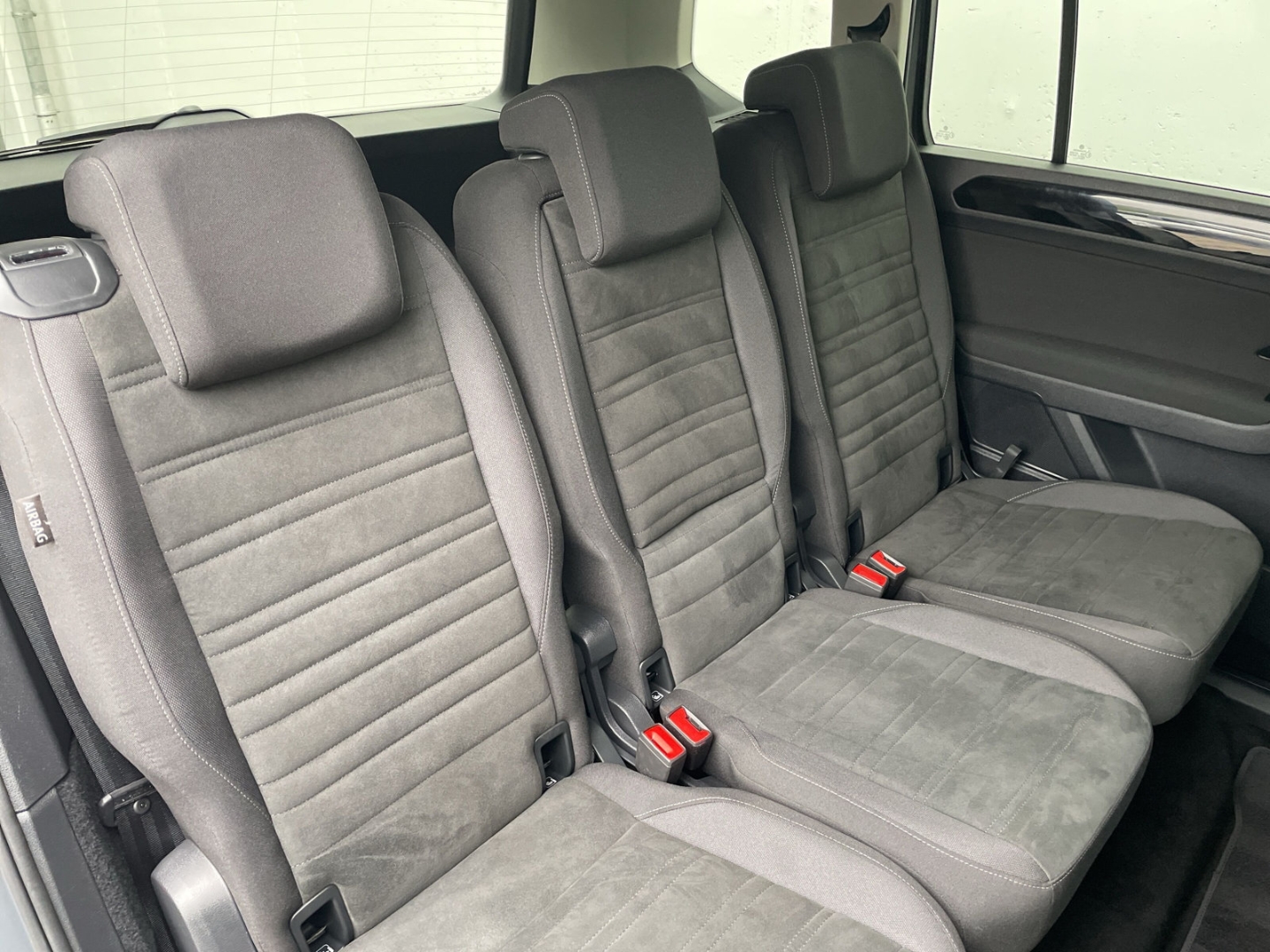 Touran 1.5 TSI DSG Highline AHK/Kamera/LED/Navi/App-Connect/ACC/Travel/Spurwechsel/el.Heckklappe