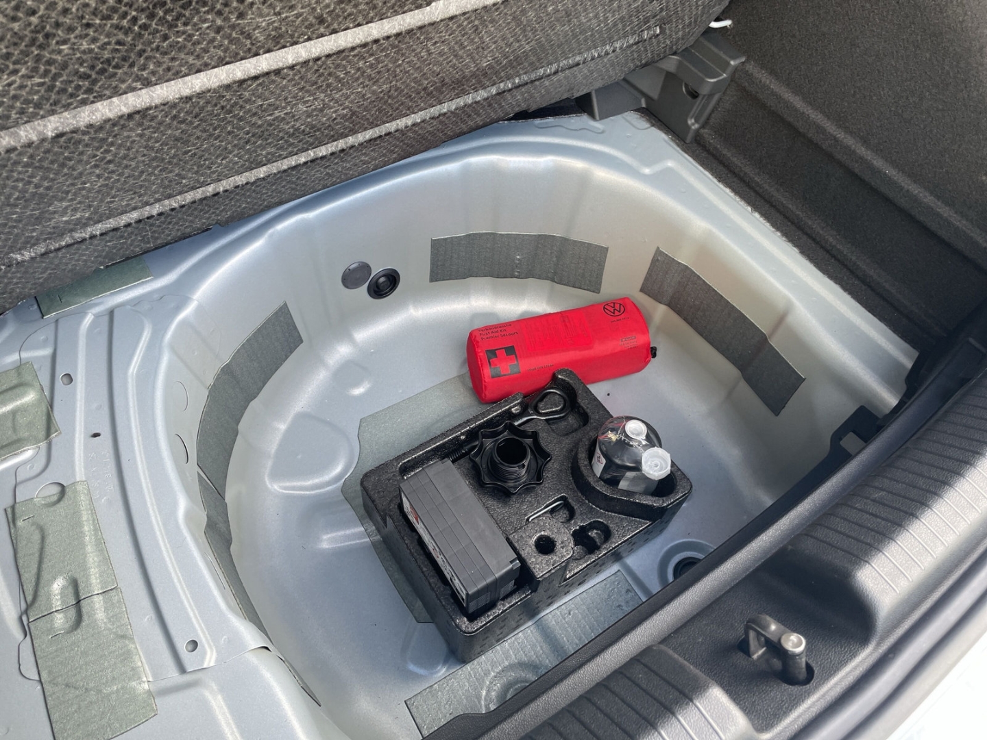 Polo 1.0 TSI DSG Style EDITION 50 Matrix/Kamera Navi/App-Connect/Spurwechsel