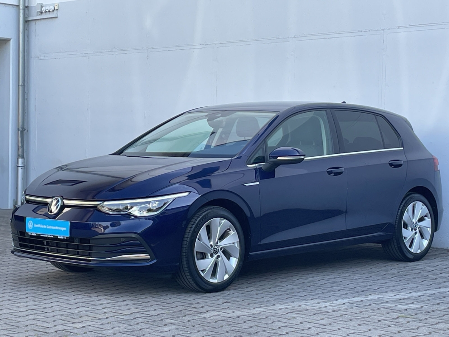 Golf VIII 1.5 eTSI DSG Style AHK/Kamera/Navi/ACC/App-Connect/ergoActive/Keyless/LED Plus