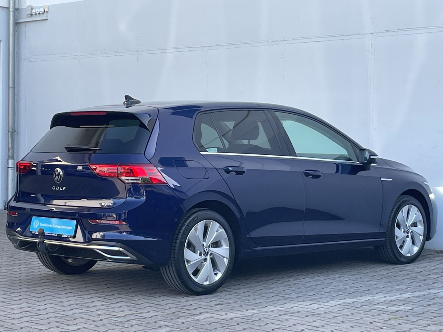 Golf VIII 1.5 eTSI DSG Style AHK/Kamera/Navi/ACC/App-Connect/ergoActive/Keyless/LED Plus