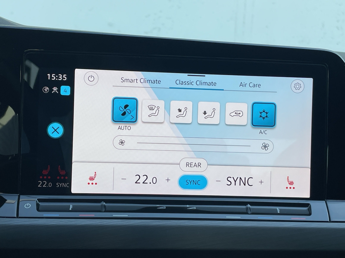 Golf VIII 1.5 eTSI DSG Style AHK/Kamera/Navi/ACC/App-Connect/ergoActive/Keyless/LED Plus