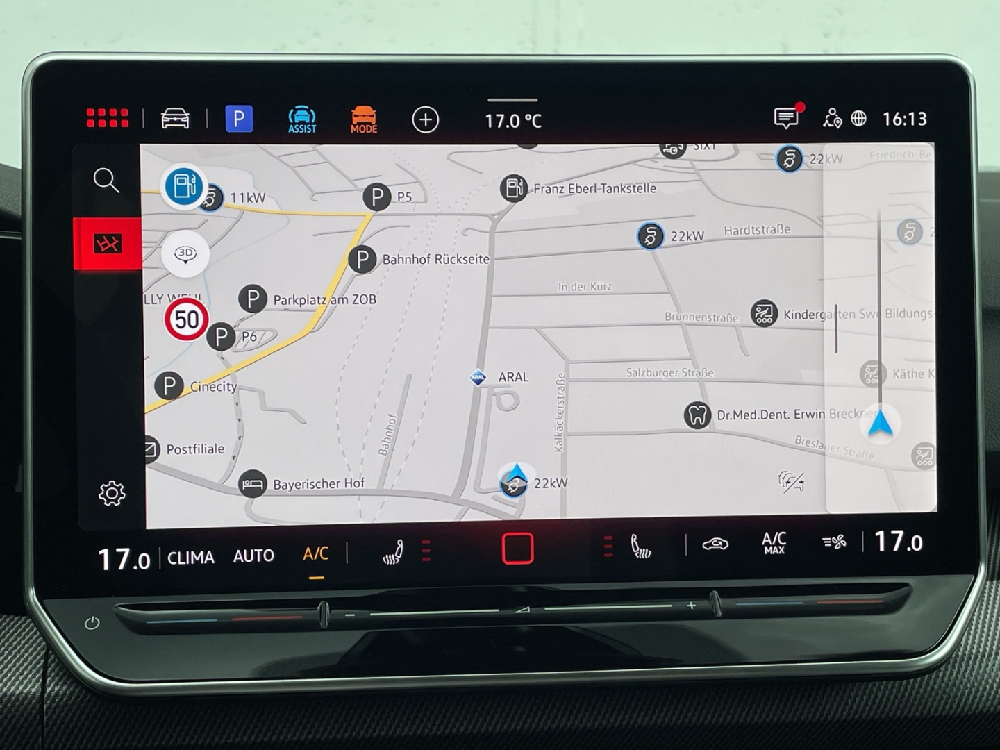 Golf VIII 1.5 eTSI DSG R-Line HUD/AHK/Kamera/ACC