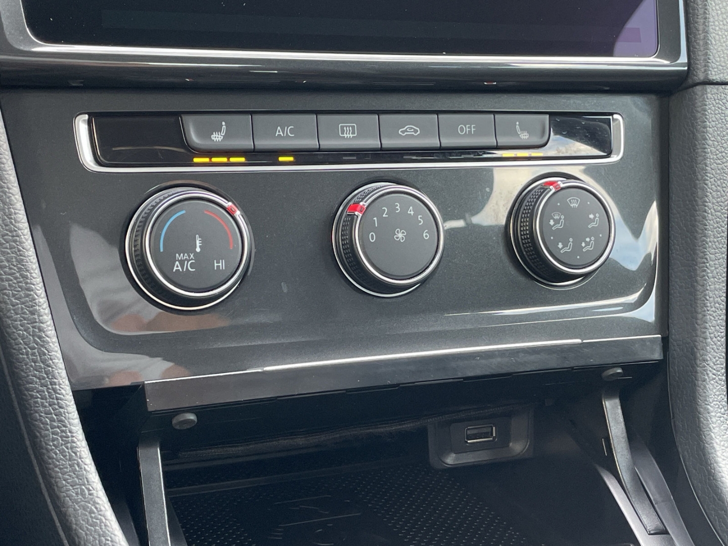 Golf Variant VII 2.0 TDI DSG Comfortline LED/ACC/Navi Pro/App-Connect/ergoActive-Sitz/Blind Spot