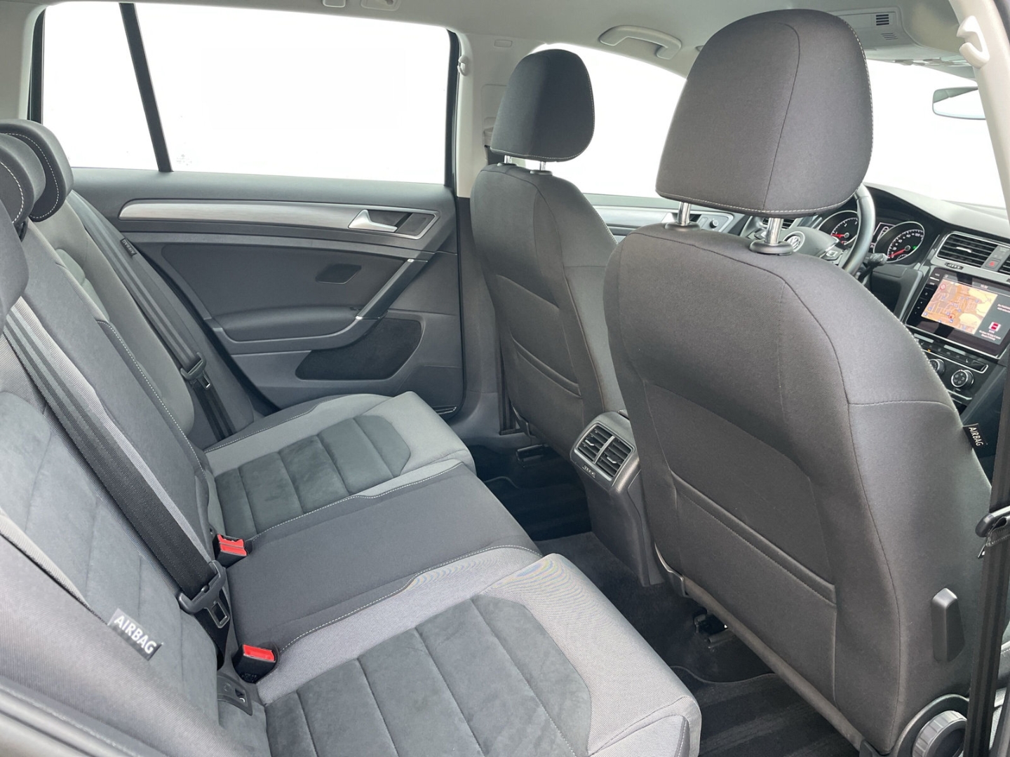 Golf Variant VII 2.0 TDI DSG Comfortline LED/ACC/Navi Pro/App-Connect/ergoActive-Sitz/Blind Spot