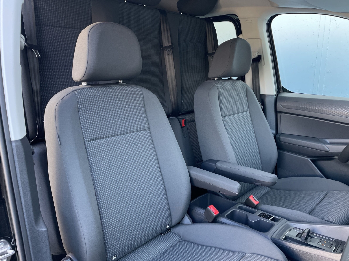 Caddy Flexible 1.5TSI DSG Kamera/AHK/LED/GRA/App-Connect/ergoComfort/Sitzhzg