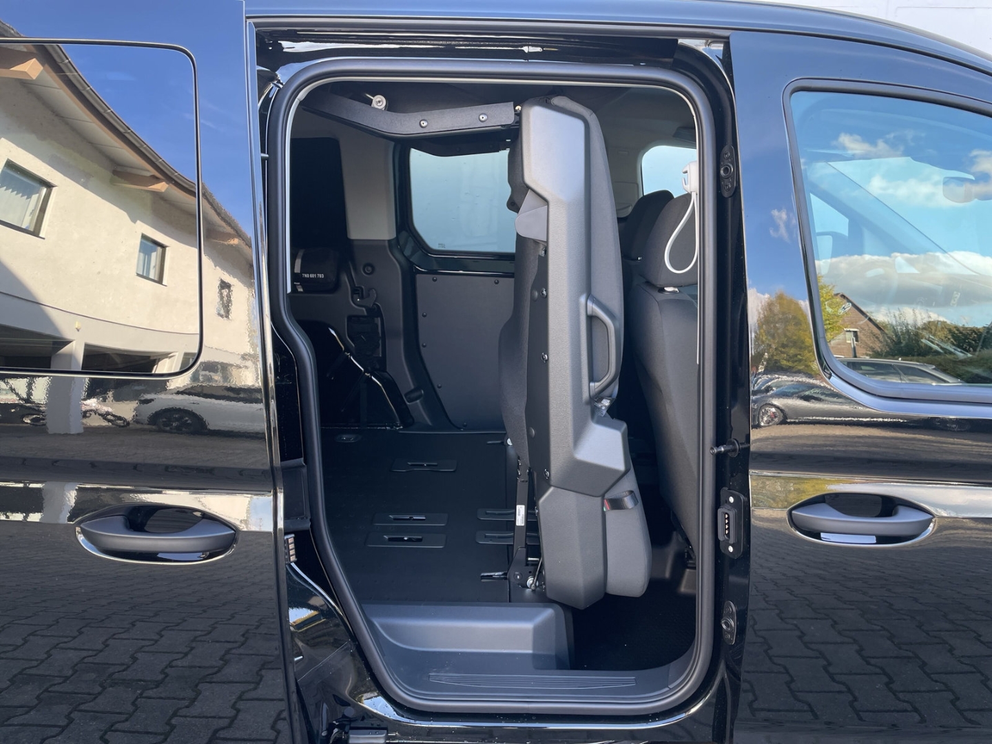 Caddy Flexible 1.5TSI DSG Kamera/AHK/LED/GRA/App-Connect/ergoComfort/Sitzhzg