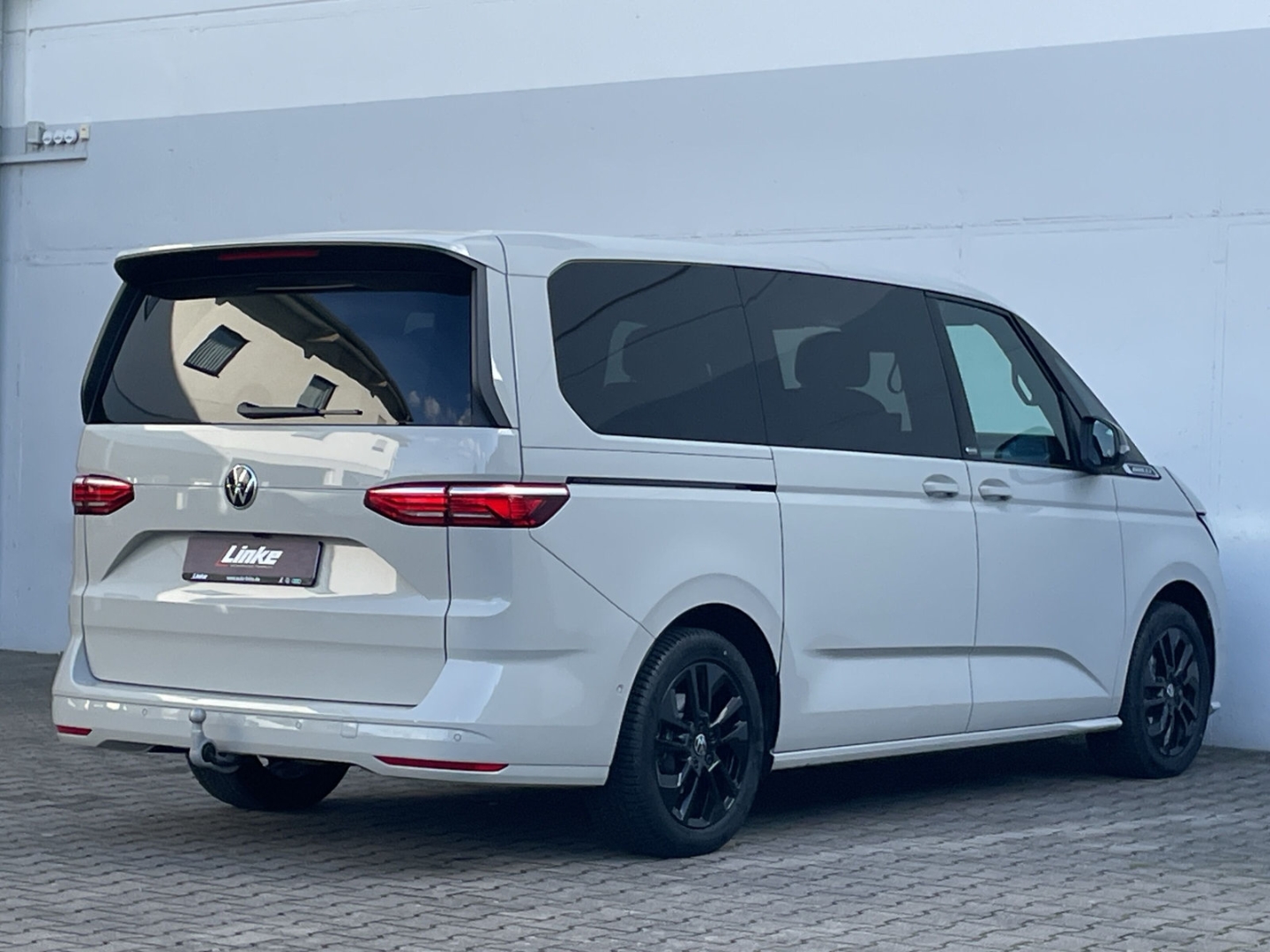 T7 Multivan Generation 2.0TSI DSG LÜ AHK/360°Kamera/ACC/App-Co/el.Heckklappe/Keyless/Matrix/Standhzg