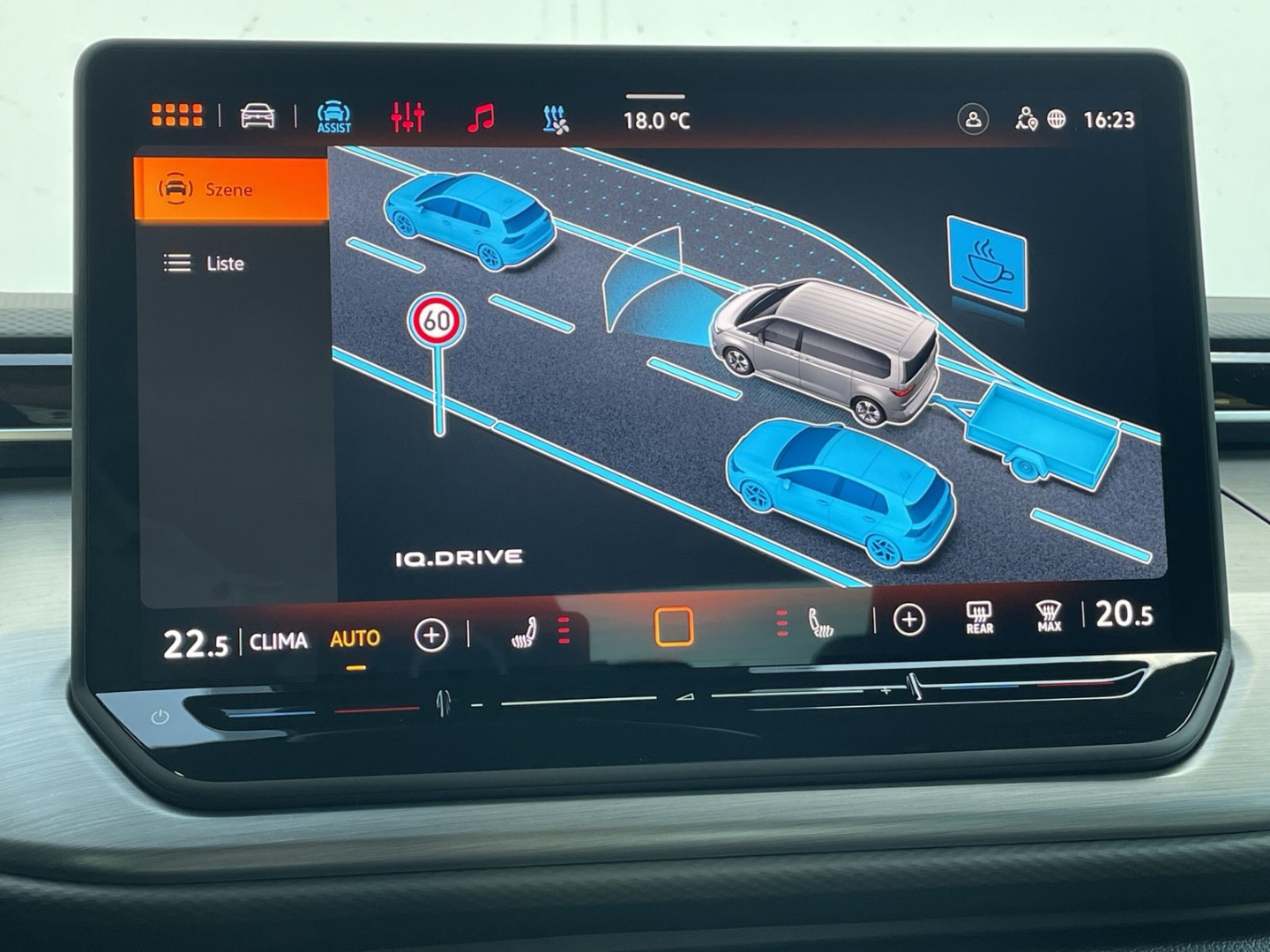 T7 Multivan Generation 2.0TSI DSG LÜ AHK/360°Kamera/ACC/App-Co/el.Heckklappe/Keyless/Matrix/Standhzg