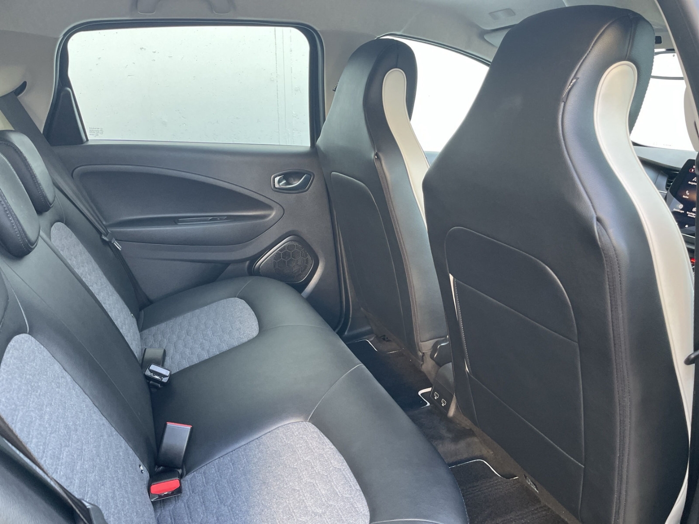 ZOE Intens R135 Z.E. 50 Batteriekauf Navi/Kamera/GRA/CCS/Sitz-&Lenkradhzg