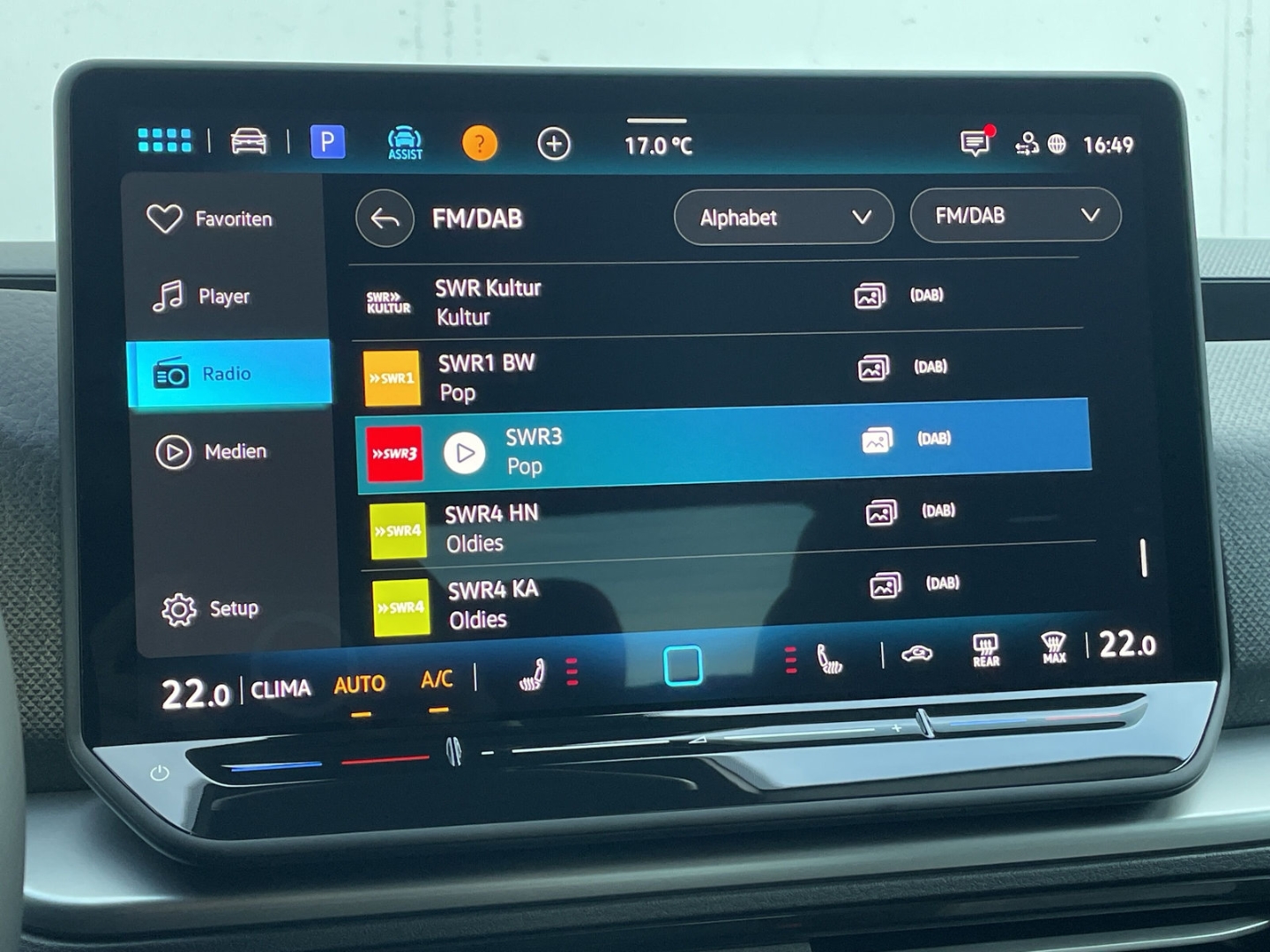Caddy Edition 1.5 TSI DSG AHK/LED/Kamera/App-Connect/ACC/Travel/Spurwechsel/Sitzhzg/