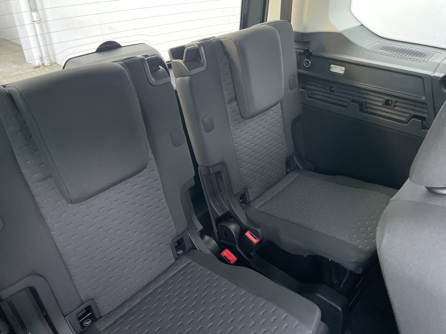 Caddy Edition 1.5 TSI DSG AHK/LED/Kamera/App-Connect/ACC/Travel/Spurwechsel/Sitzhzg/