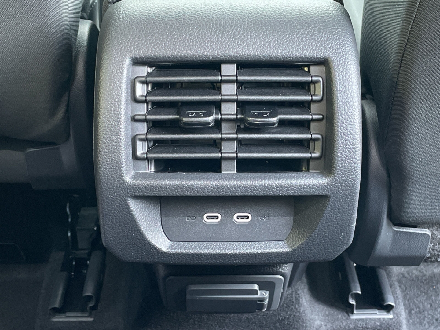 Caddy Edition 1.5 TSI DSG AHK/LED/Kamera/App-Connect/ACC/Travel/Spurwechsel/Sitzhzg/