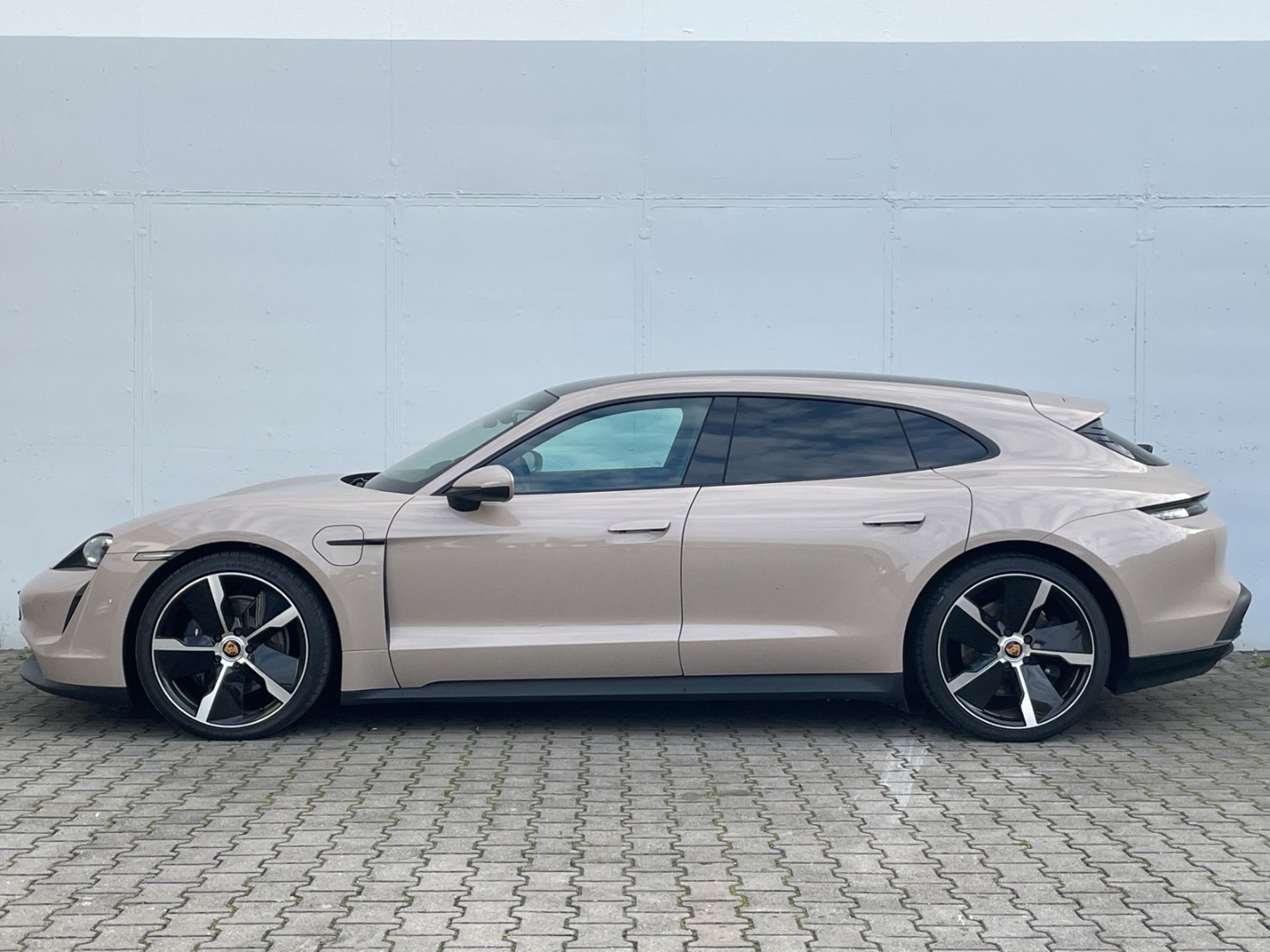Taycan Sport Turismo Plus Approved/Pano/Bose/Air/Sitzbelüftung/