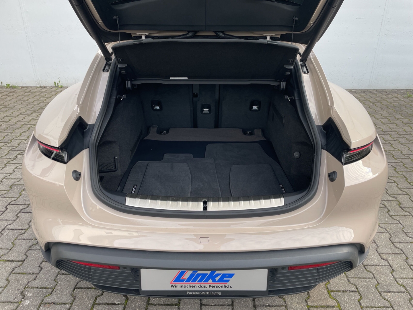 Taycan Sport Turismo Plus Approved/Pano/Bose/Air/Sitzbelüftung/